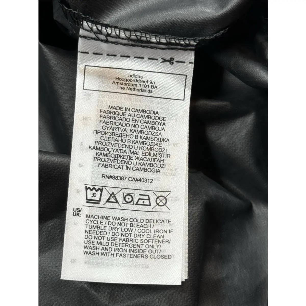 Adidas clothing - Black 9