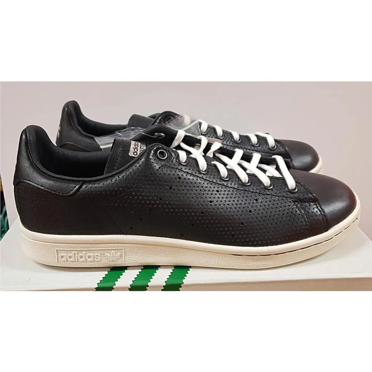 Adidas shoes - adidas Stan Smith - Stan Smith - M22697 - Black (UPC: 887780070764) 1