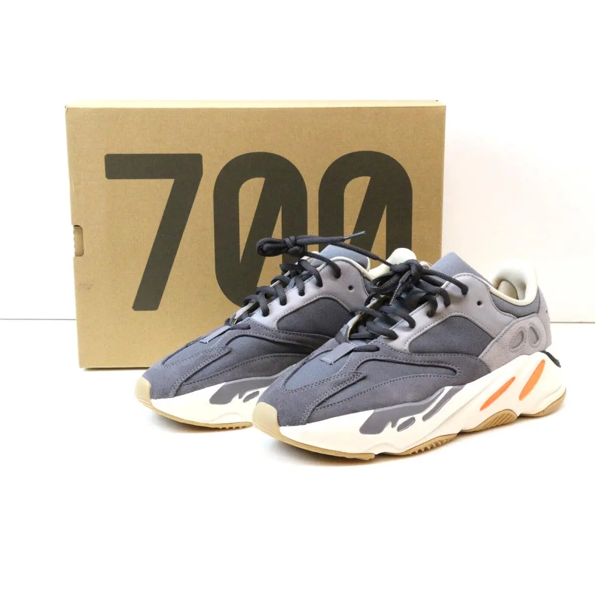 Adidas Yeezy Boost 700 Magnet Deadstock FV9922 Rare YE Yeezysupply Exclusive