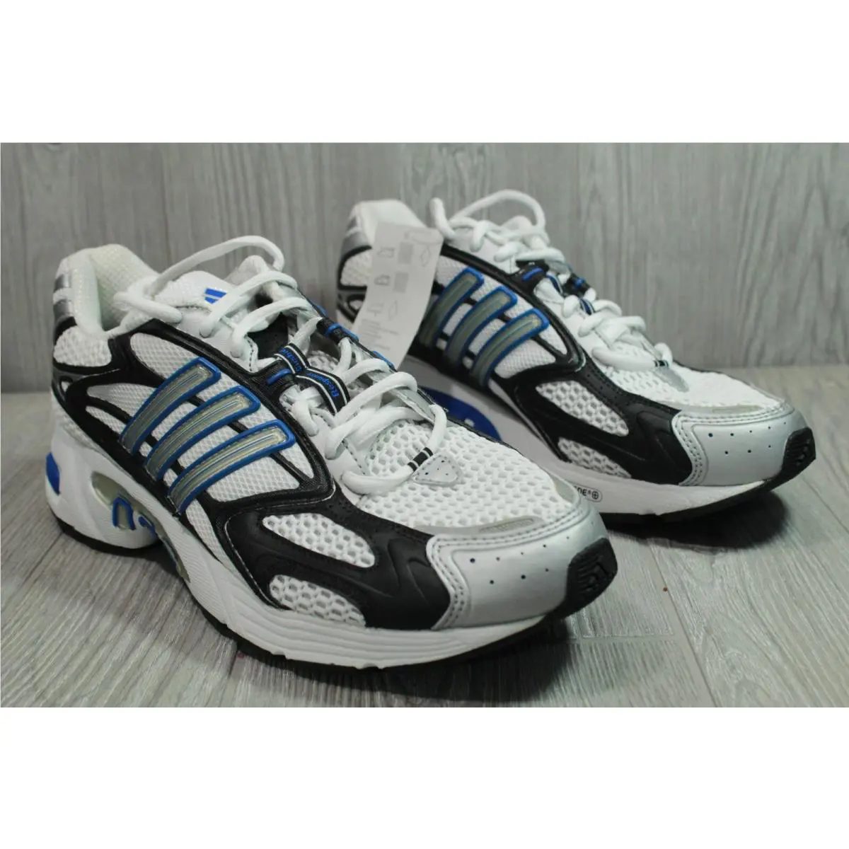 Adidas shoes - adidas Response - Response - White 1