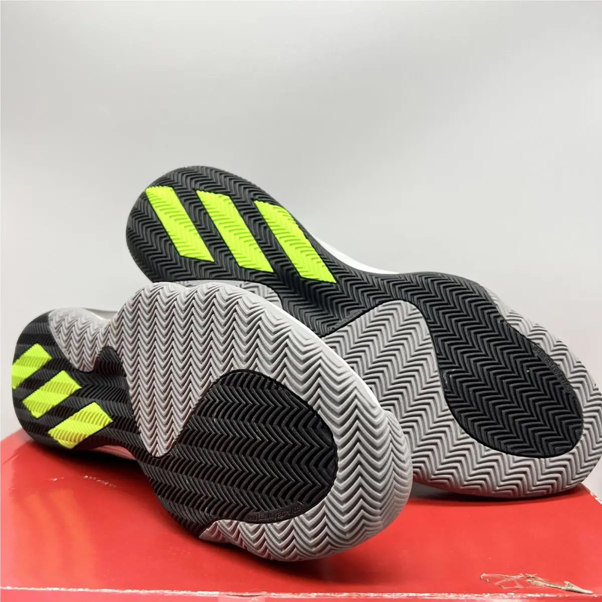 Adidas shoes - adidas D.O.N. Issue - Issue - LVL 029002 - Black 0