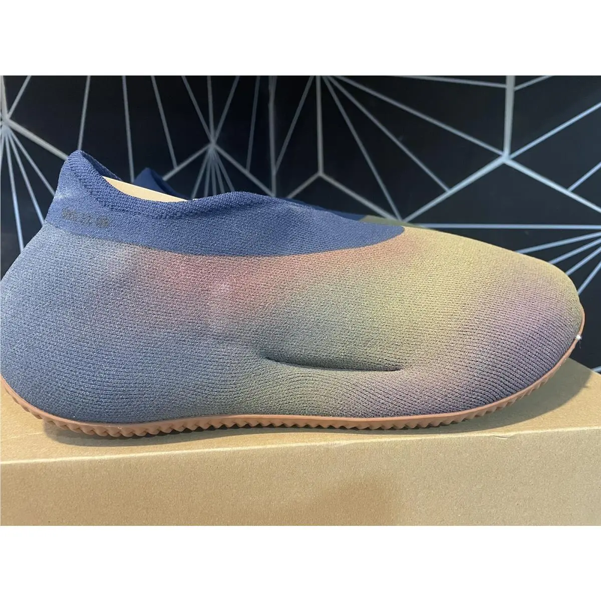 Yeezy Knit Runner Fade Indigo HP3370 Size 11 Kanye West by Adidas