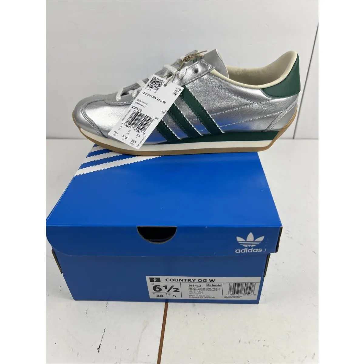 Adidas Women`s Country OG `silver Metallic Collegiate Green` Shoes IE8412 SZ 6.5