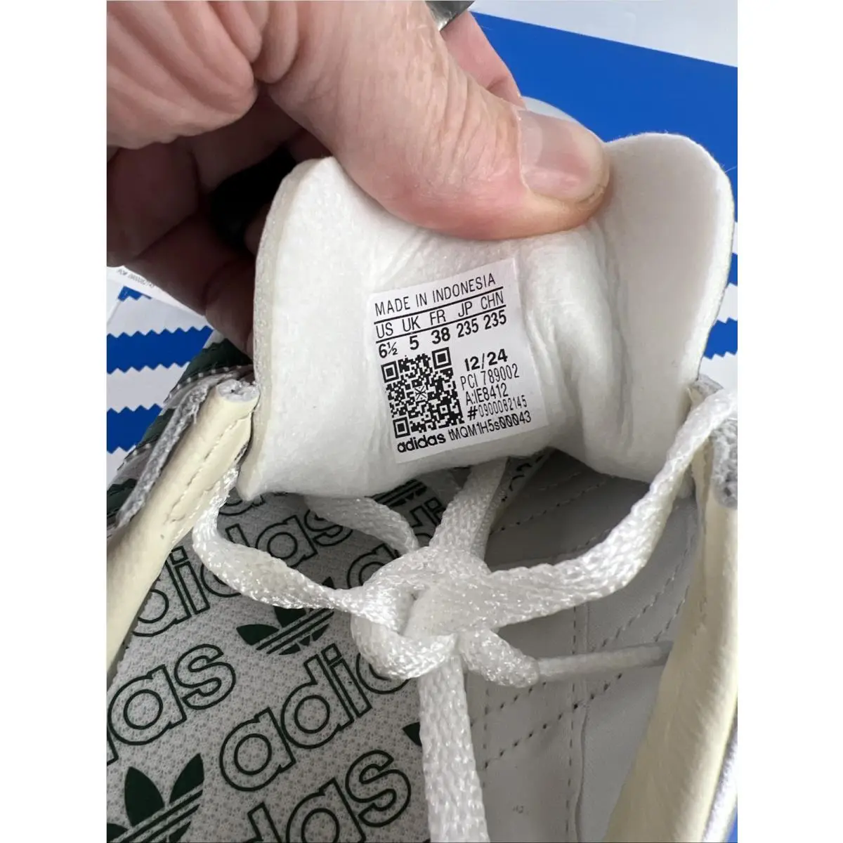 Adidas shoes - adidas Country OG - Country - IE8412 - Silver 5