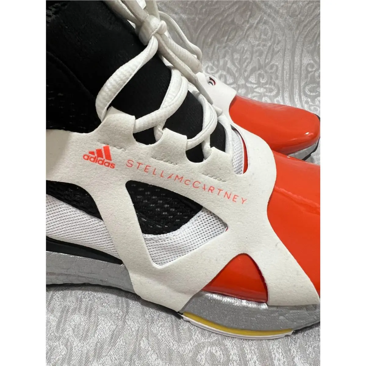Adidas shoes - H00092 - H00092 - Cloud White / Core Black/Orange (UPC: 191985122679) 4