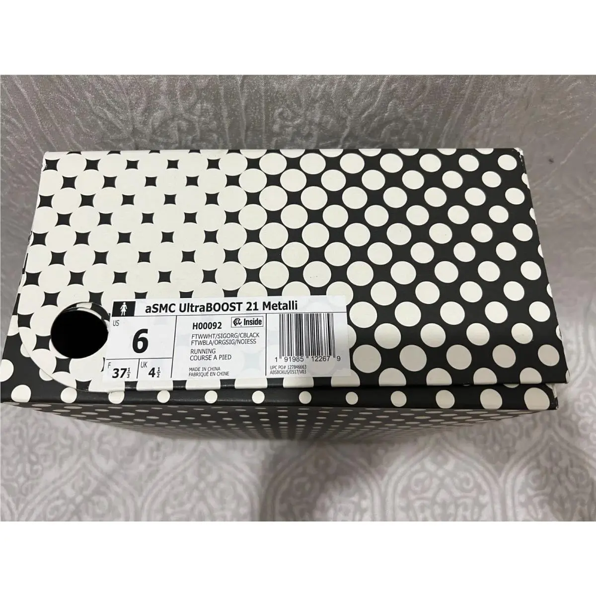 Adidas shoes - H00092 - H00092 - Cloud White / Core Black/Orange (UPC: 191985122679) 5