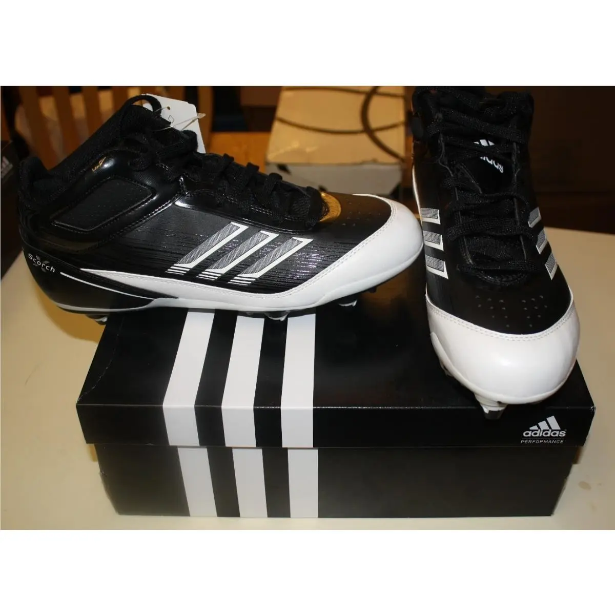 Scorch X Superfly Mid Shoes Size Mens 7.5 Black by Adidas
