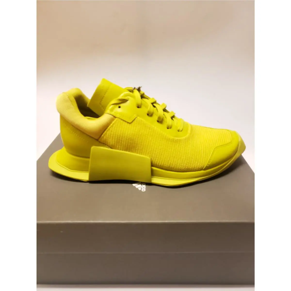 Adidas shoes - LEVEL RUNNER - LEVEL RUNNER - CQ1841 - Yellow 1
