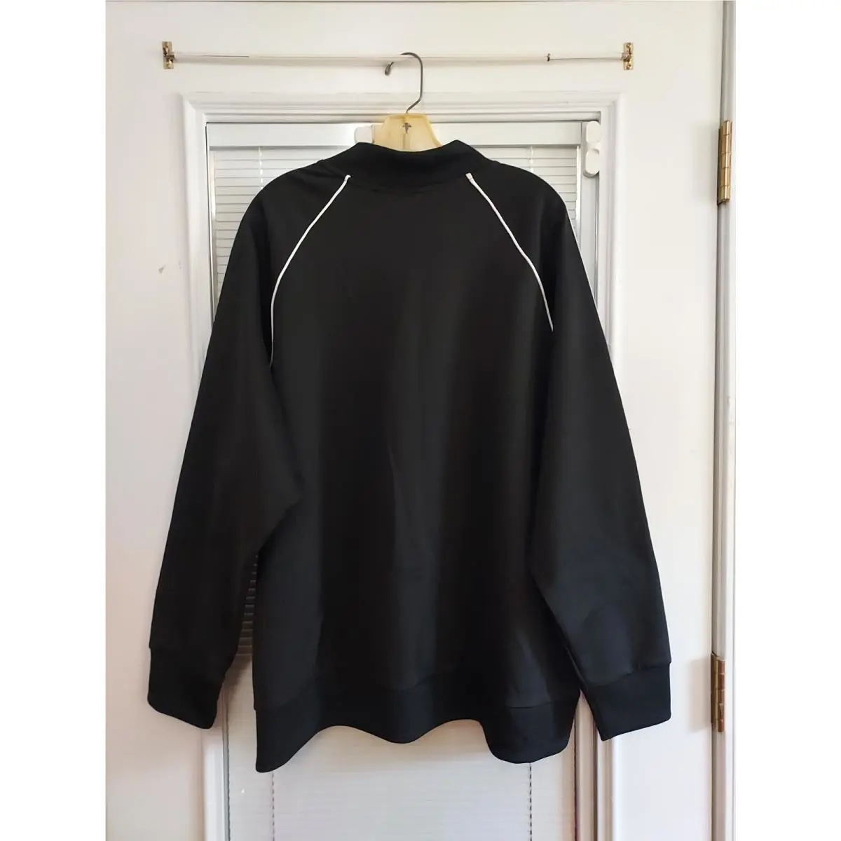 Adidas clothing - Black 10