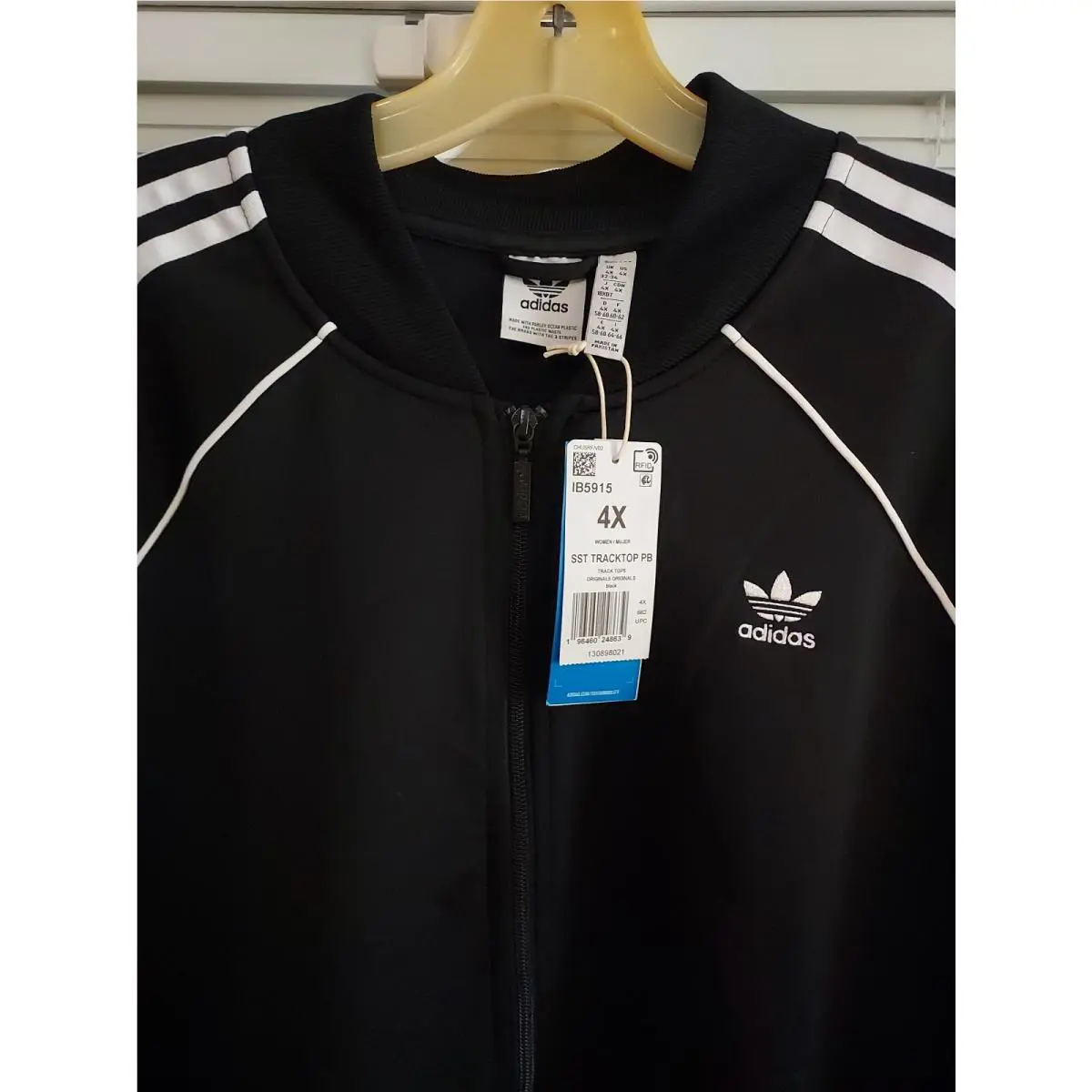 Adidas clothing - Black 6