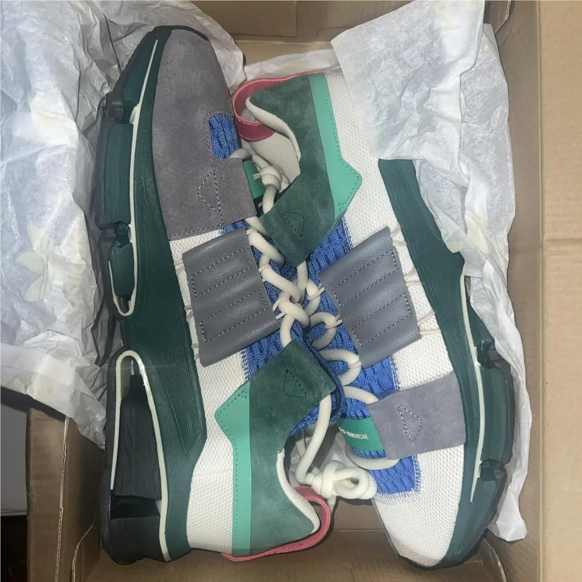 Size 10 - Adidas Twinstrike Adv Multi Blue