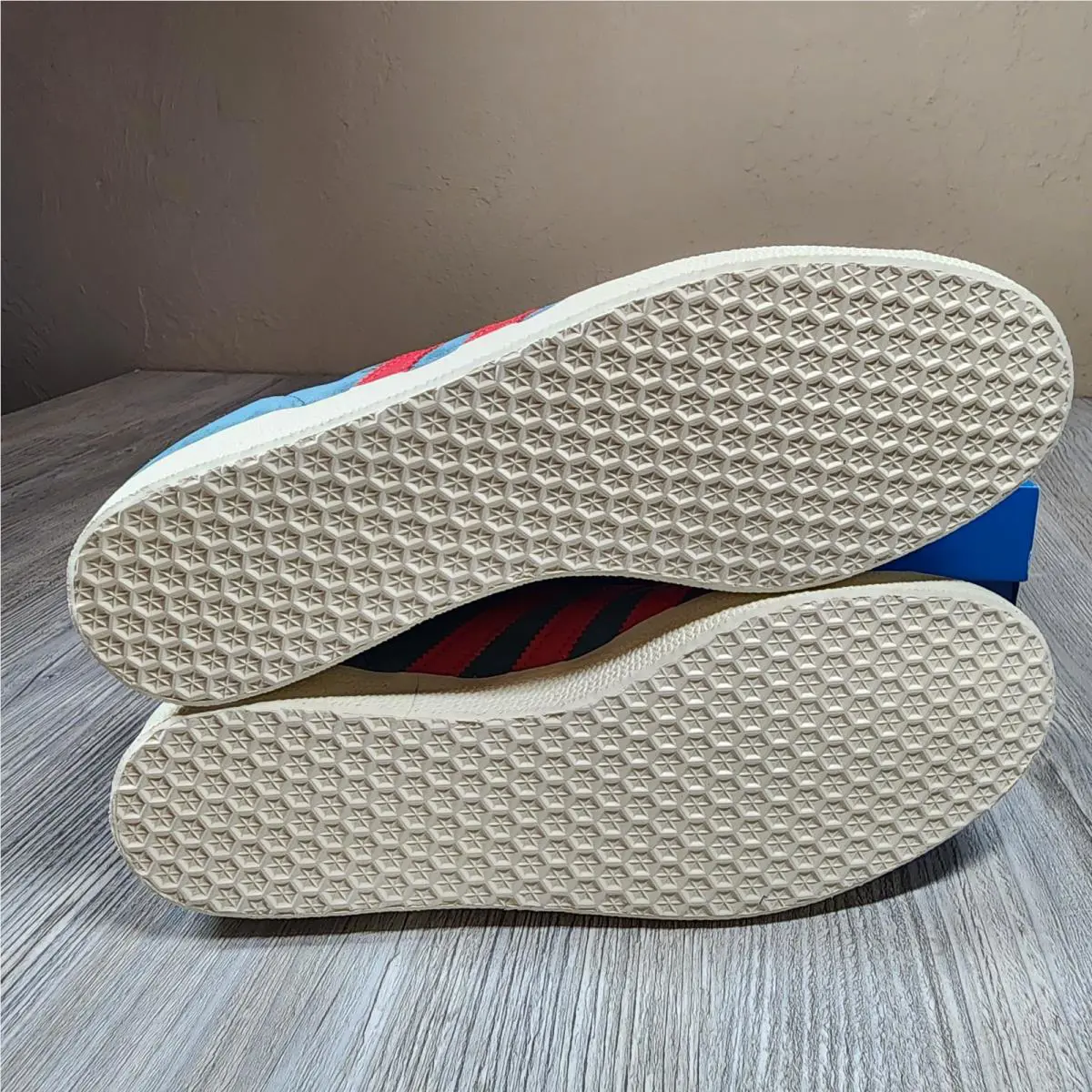 Adidas shoes - IH262695 - IH2626 95 - Blue 6