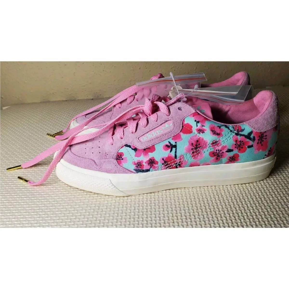 Adidas shoes - adidas Continental - Continental - Pink 1
