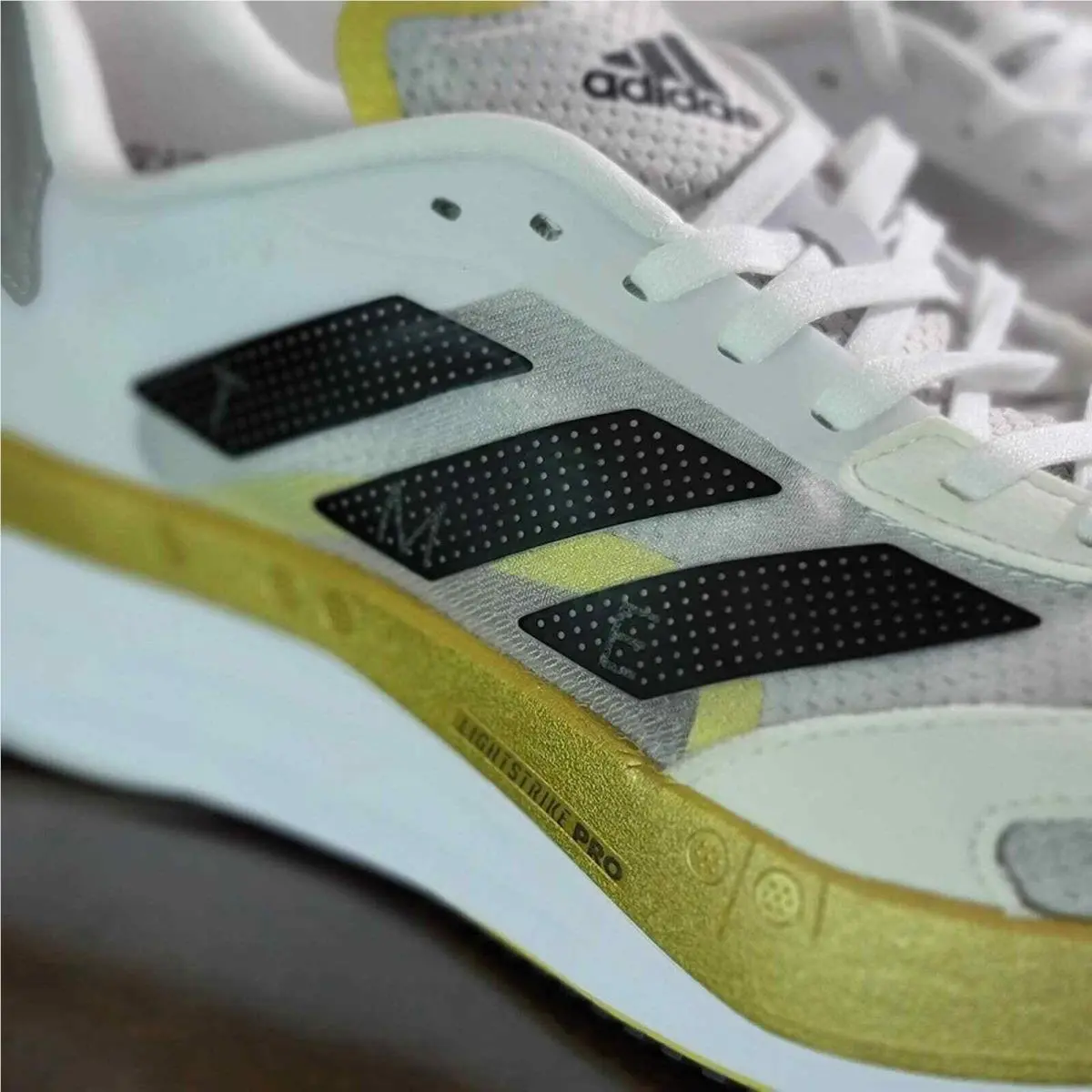 Adidas shoes - adidas adizero boston - adizero boston - GY4929 - White/Black/Grey 5