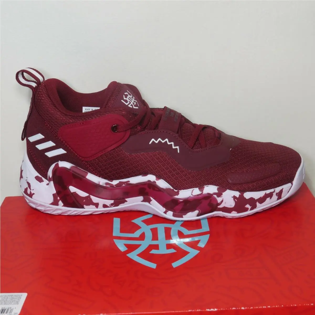 Adidas shoes - adidas SM D.O.N. Issue 3 - GW7919 - Red, Manufacturer: Dark Red /White (UPC: 195735649850) 8