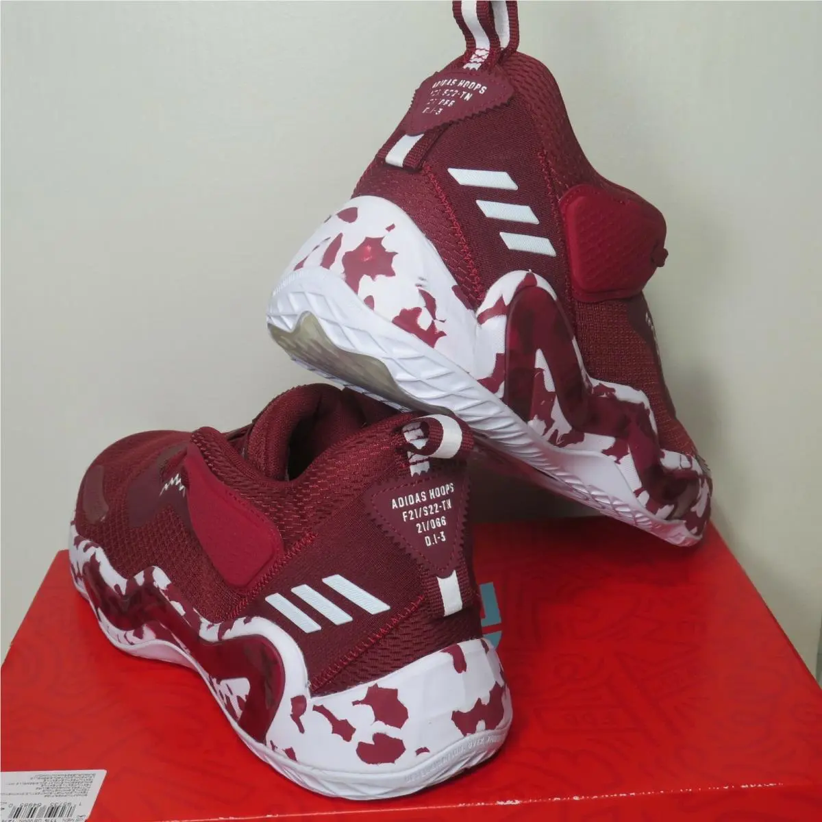 Adidas shoes - adidas SM D.O.N. Issue 3 - GW7919 - Red, Manufacturer: Dark Red /White (UPC: 195735649850) 4