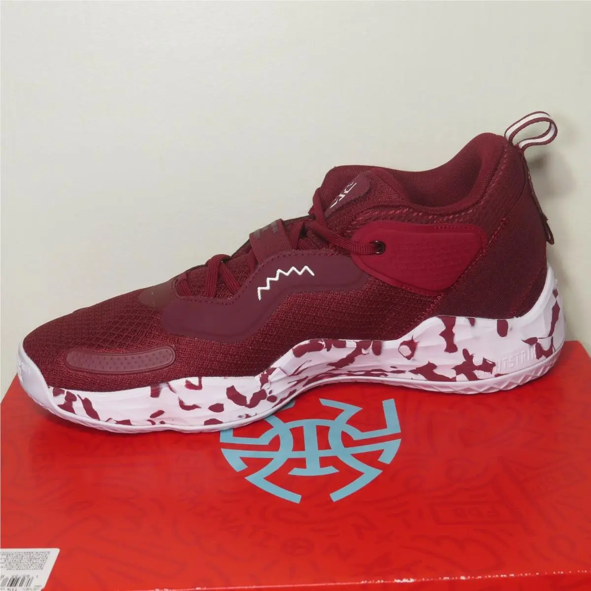 Adidas shoes - adidas SM D.O.N. Issue 3 - GW7919 - Red, Manufacturer: Dark Red /White (UPC: 195735649850) 7