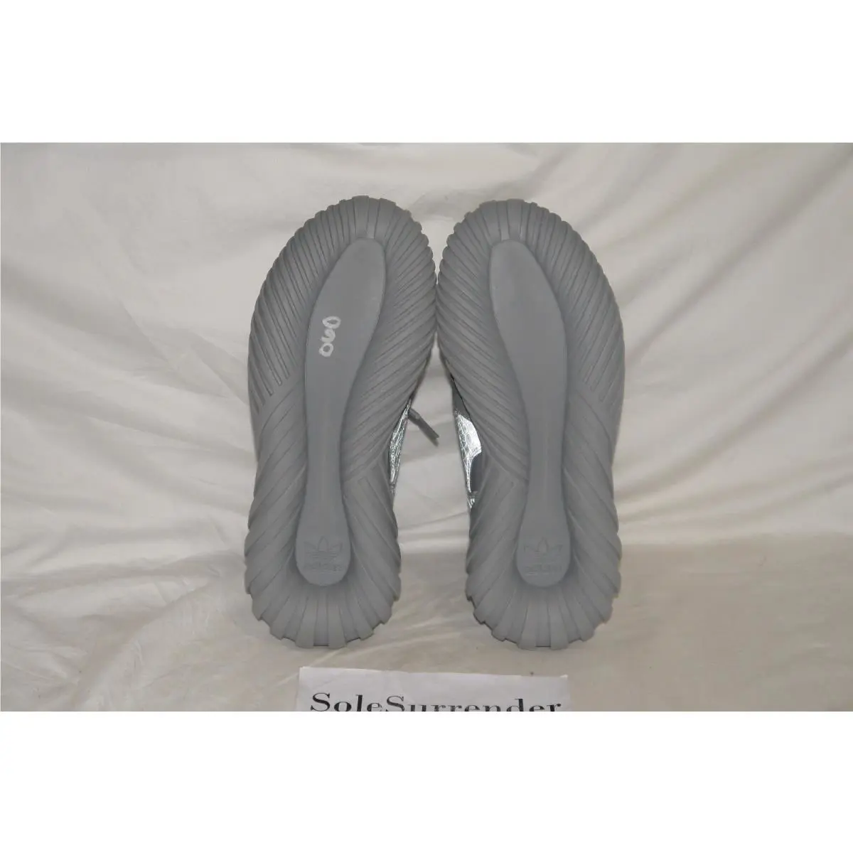 Adidas shoes - Gray (UPC: 889130176720) 4