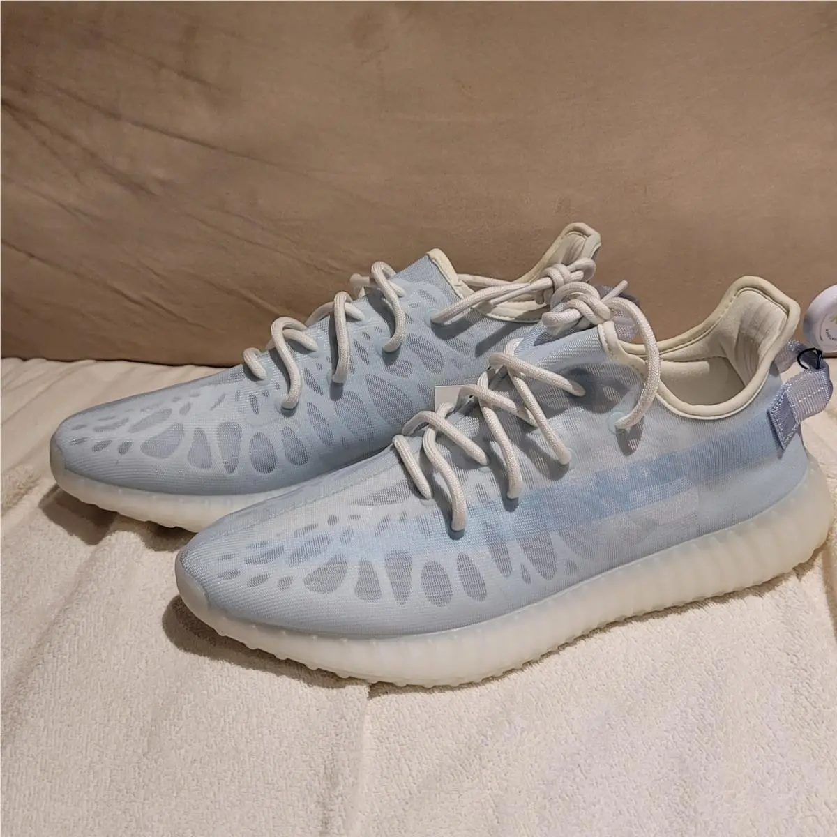 Adidas Yeezy Boost 350 v2 Mono Ice Light Blue Men`s us 12 Sneaker Shoe