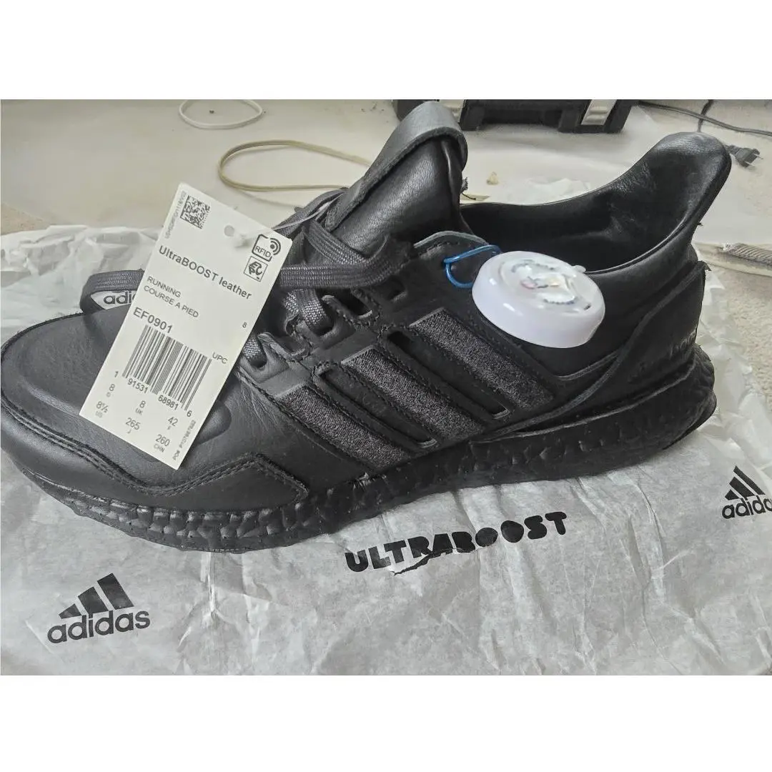 Adidas shoes - Black 3