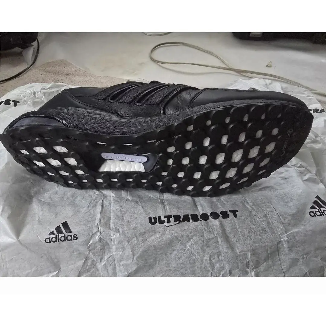 Adidas shoes - Black 4