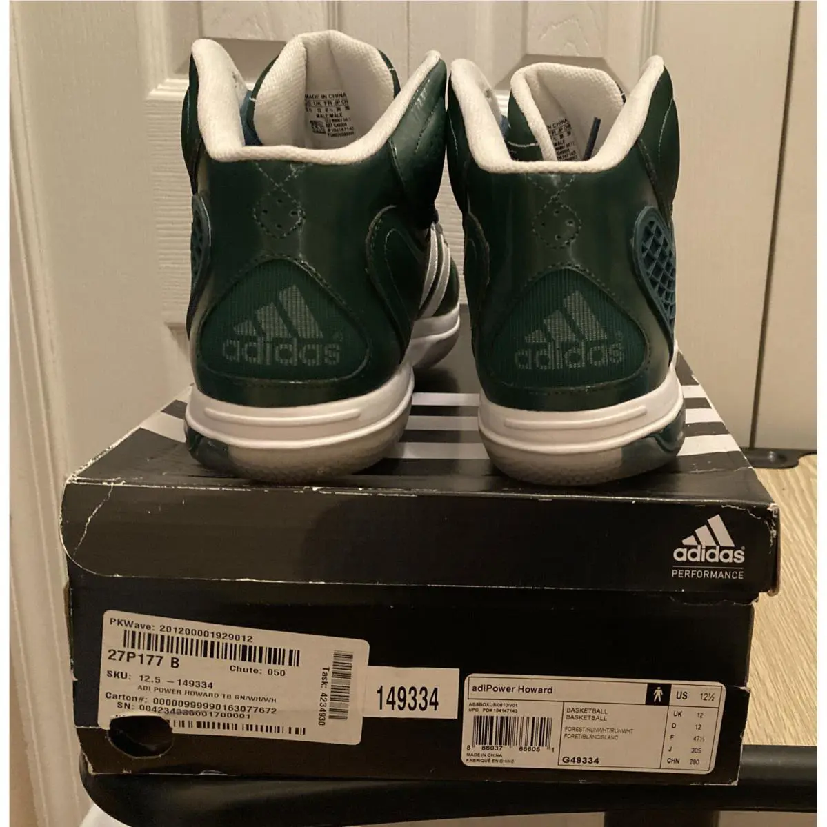 Adidas shoes - adidas adiPower Howard - adiPower Howard - G49334 - Green & White 2