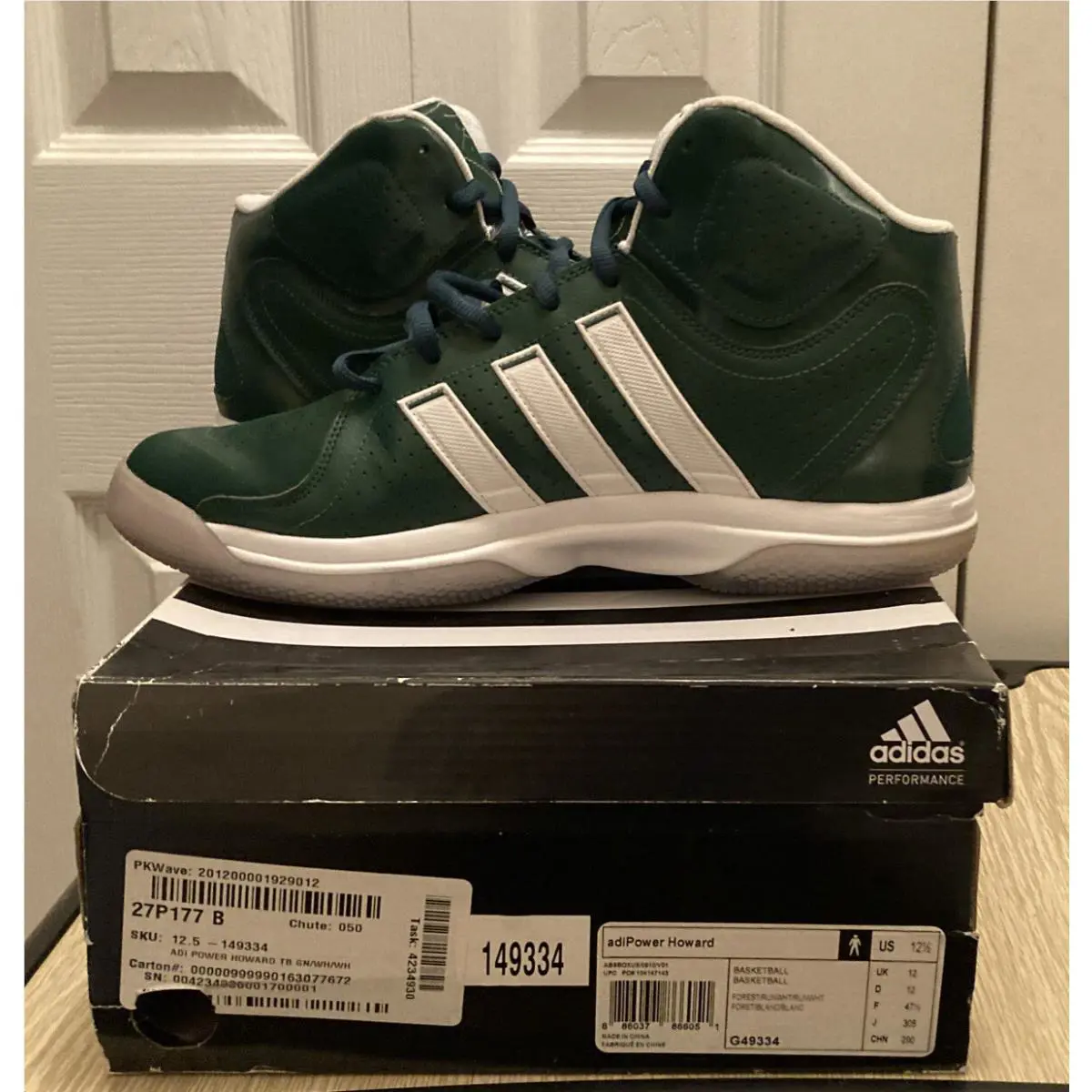 Adidas shoes - adidas adiPower Howard - adiPower Howard - G49334 - Green & White 3