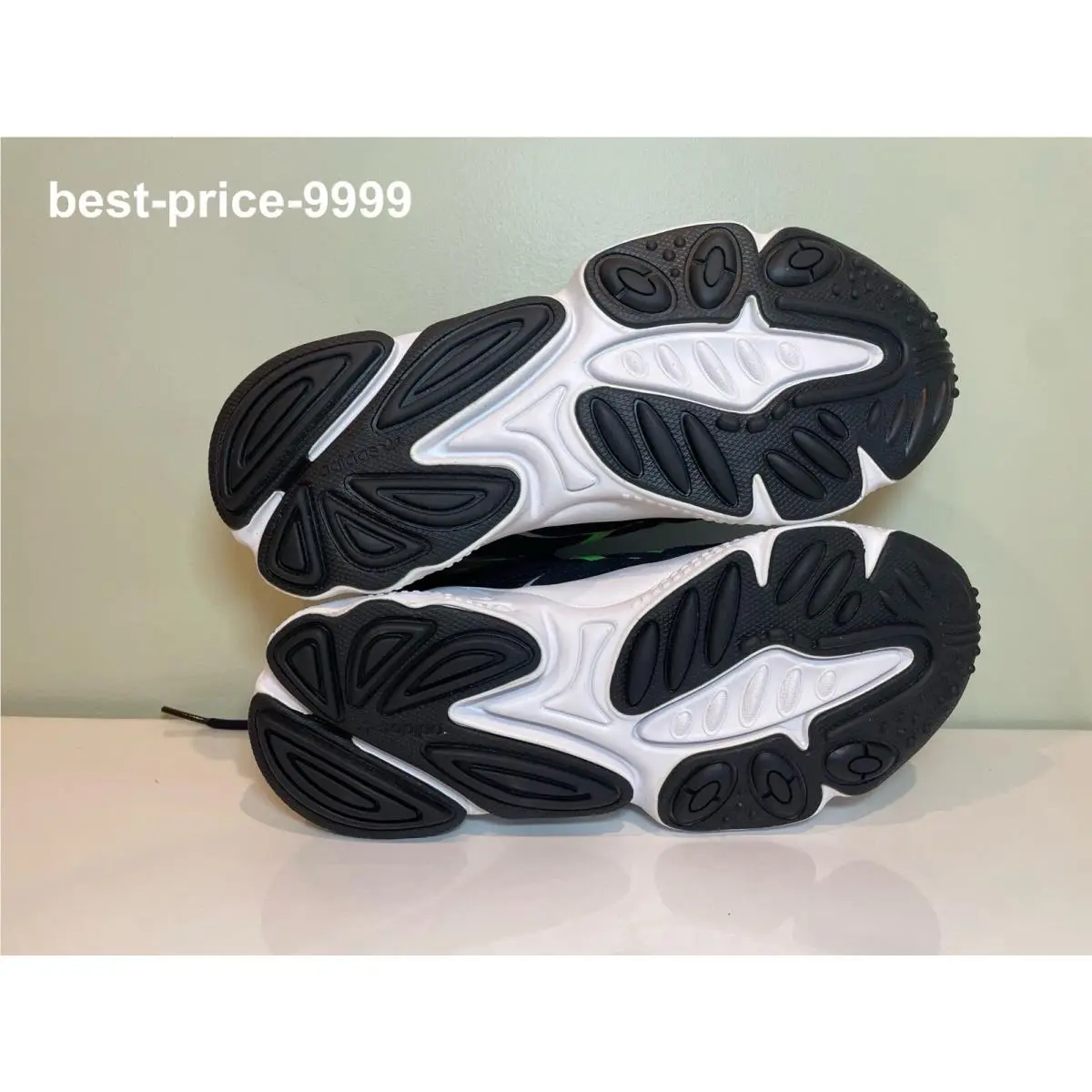 Adidas shoes - adidas Originals Ozweego - Originals Ozweego - EE7002 - Core Black / Solar Green / Onix 9