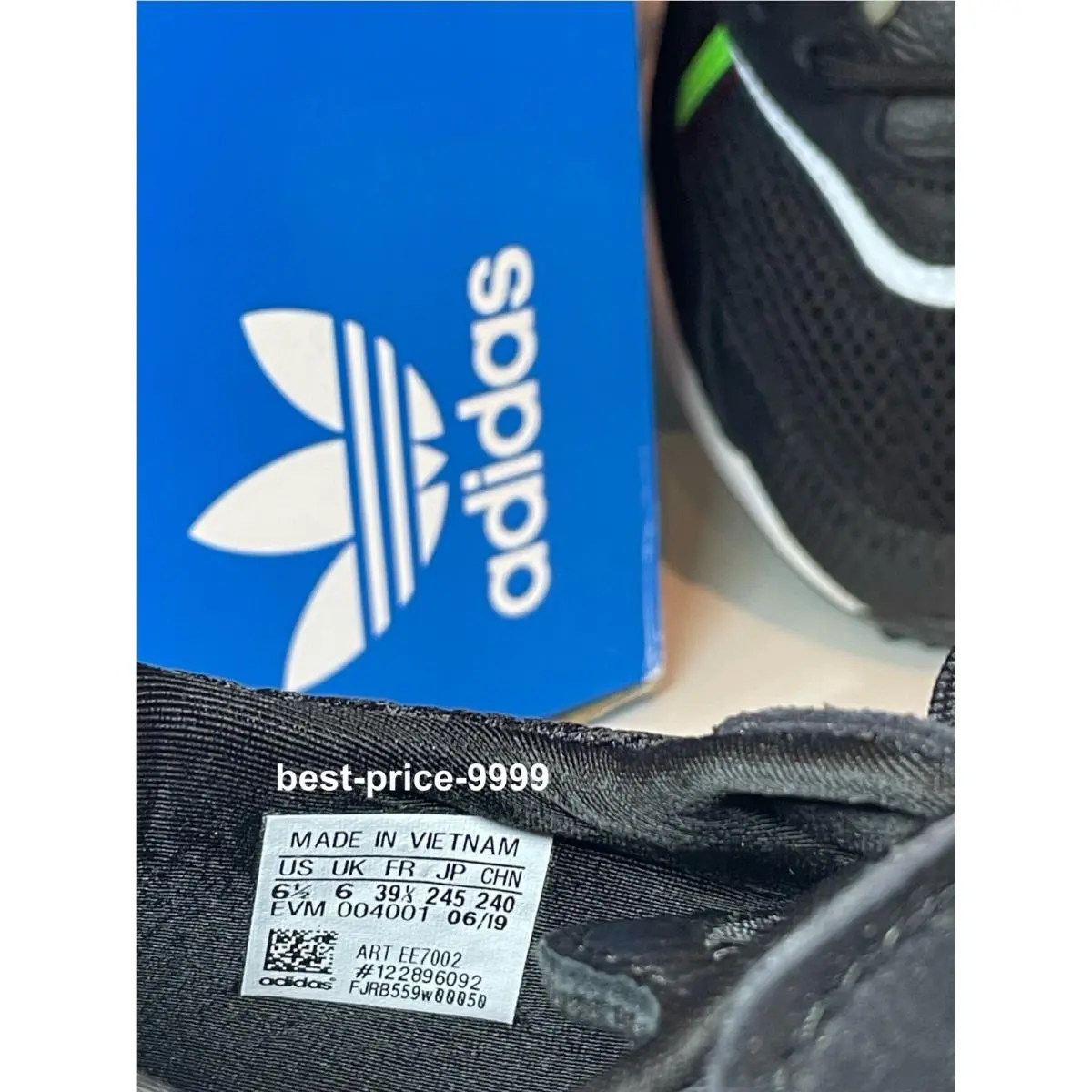 Adidas shoes - adidas Originals Ozweego - Originals Ozweego - EE7002 - Core Black / Solar Green / Onix 8