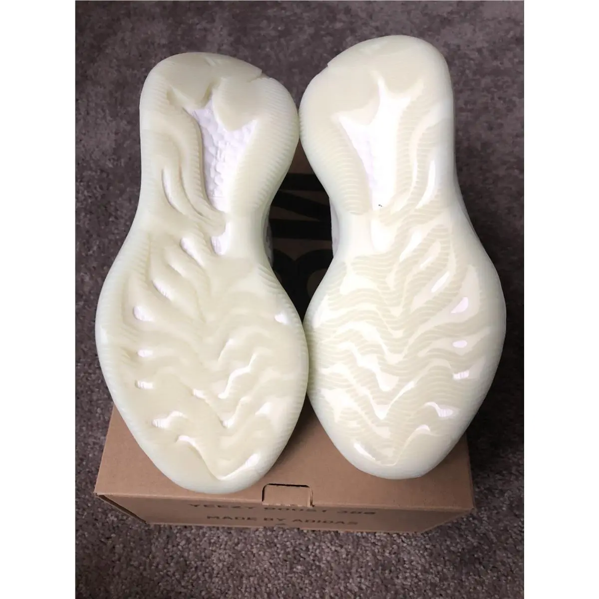 Adidas shoes - adidas Yeezy 380 - Yeezy - FV3260 - Alien 5