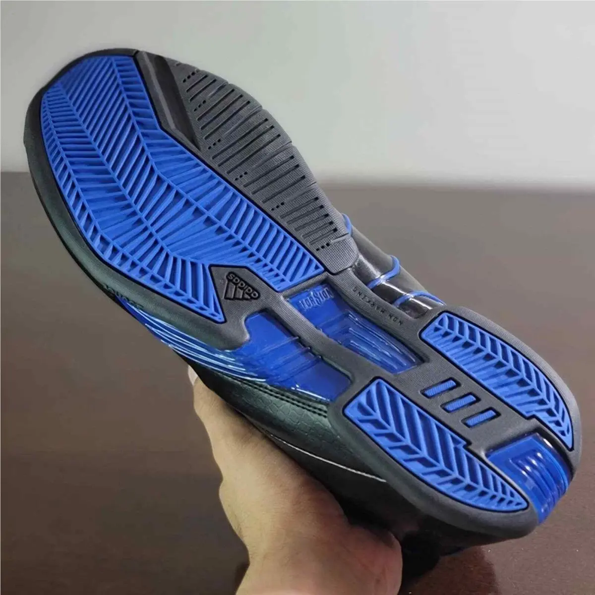 Adidas shoes - Blue 0