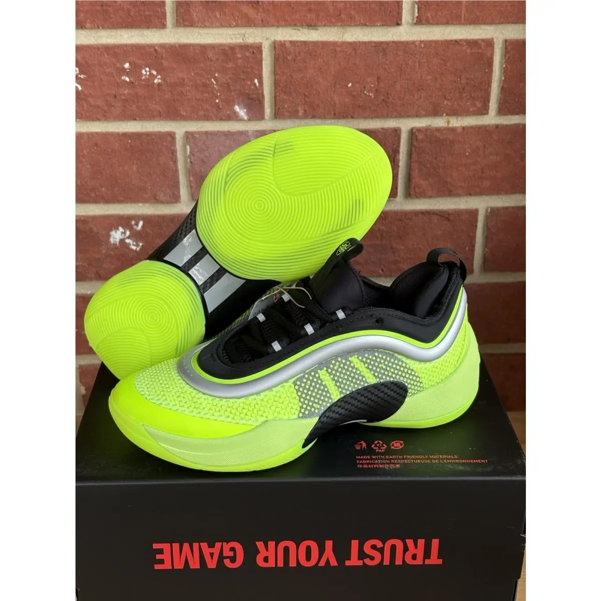 Adidas shoes - adidas D.O.N. Issue - Issue - JQ2252 - Yellow 0