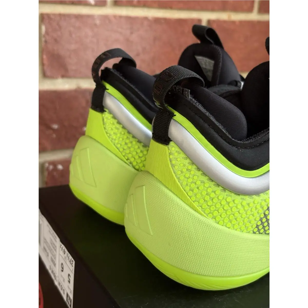 Adidas shoes - adidas D.O.N. Issue - Issue - JQ2252 - Yellow 4