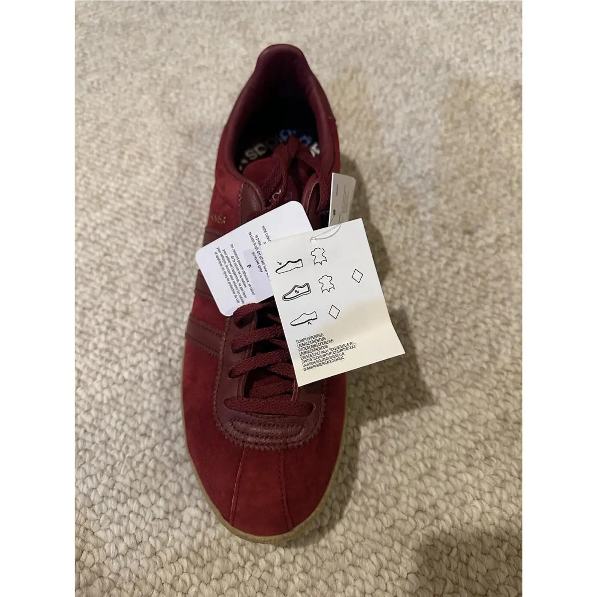 Adidas shoes - adidas Topanga - Topanga - S75502 - Red 3