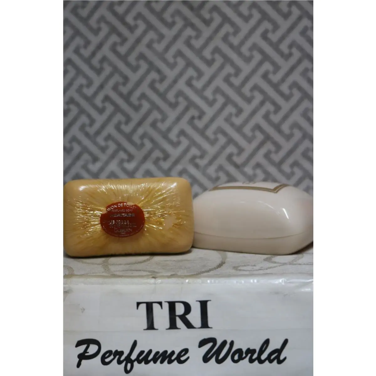 Heritage Guerlain Savon de Toilette Perfumed Soap 5.3 Oz. with Case Vintage Rare