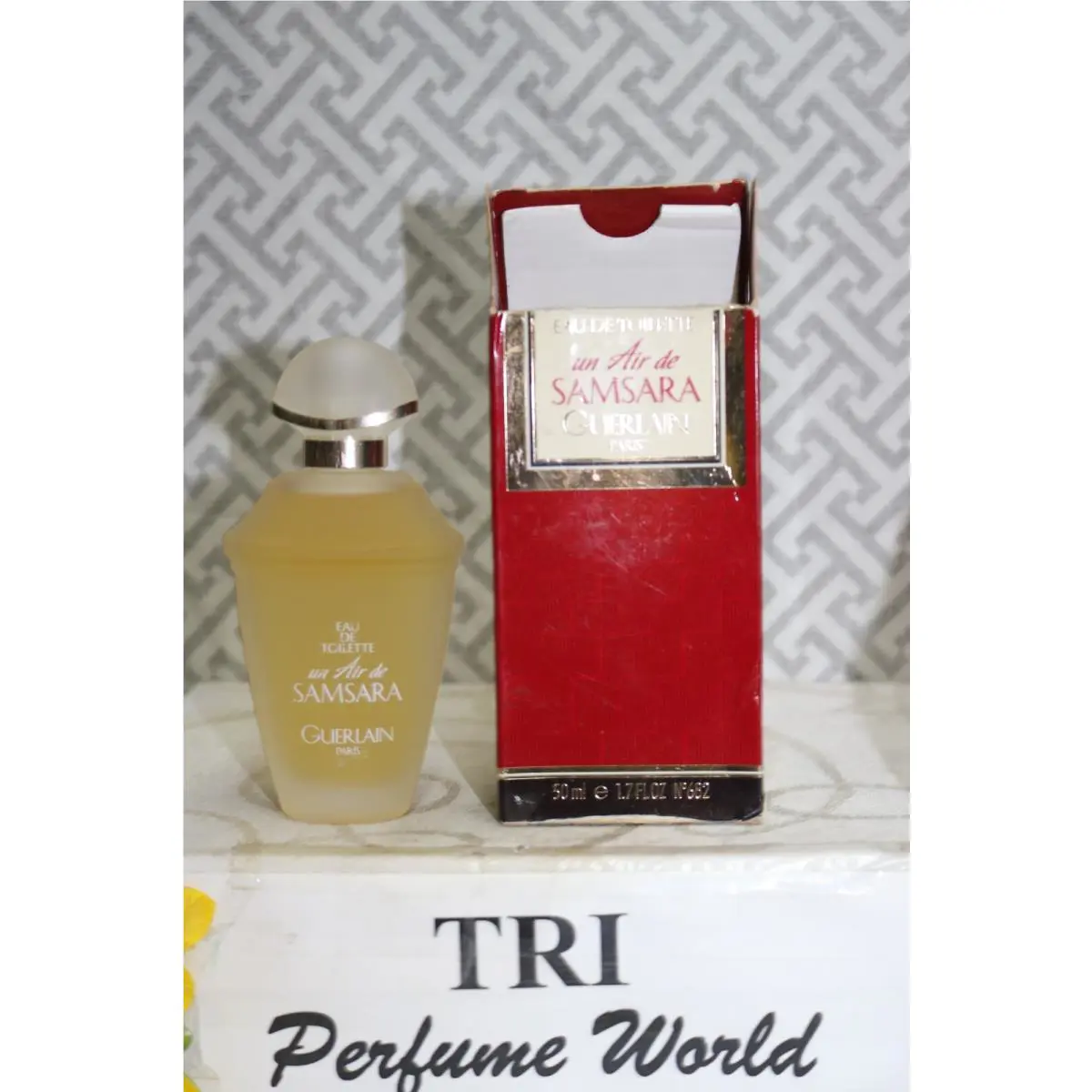 Un Air de Samsara Guerlain Eau de Toilette Women Splash 1.7 Fl.oz. Guerlain 1988