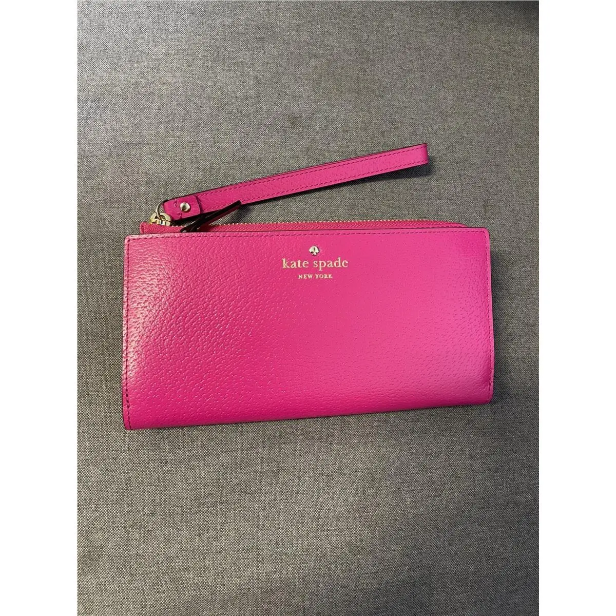 Kate Spade Grand Street Layton Women`s Pink Leather Wallet Wristlet. New