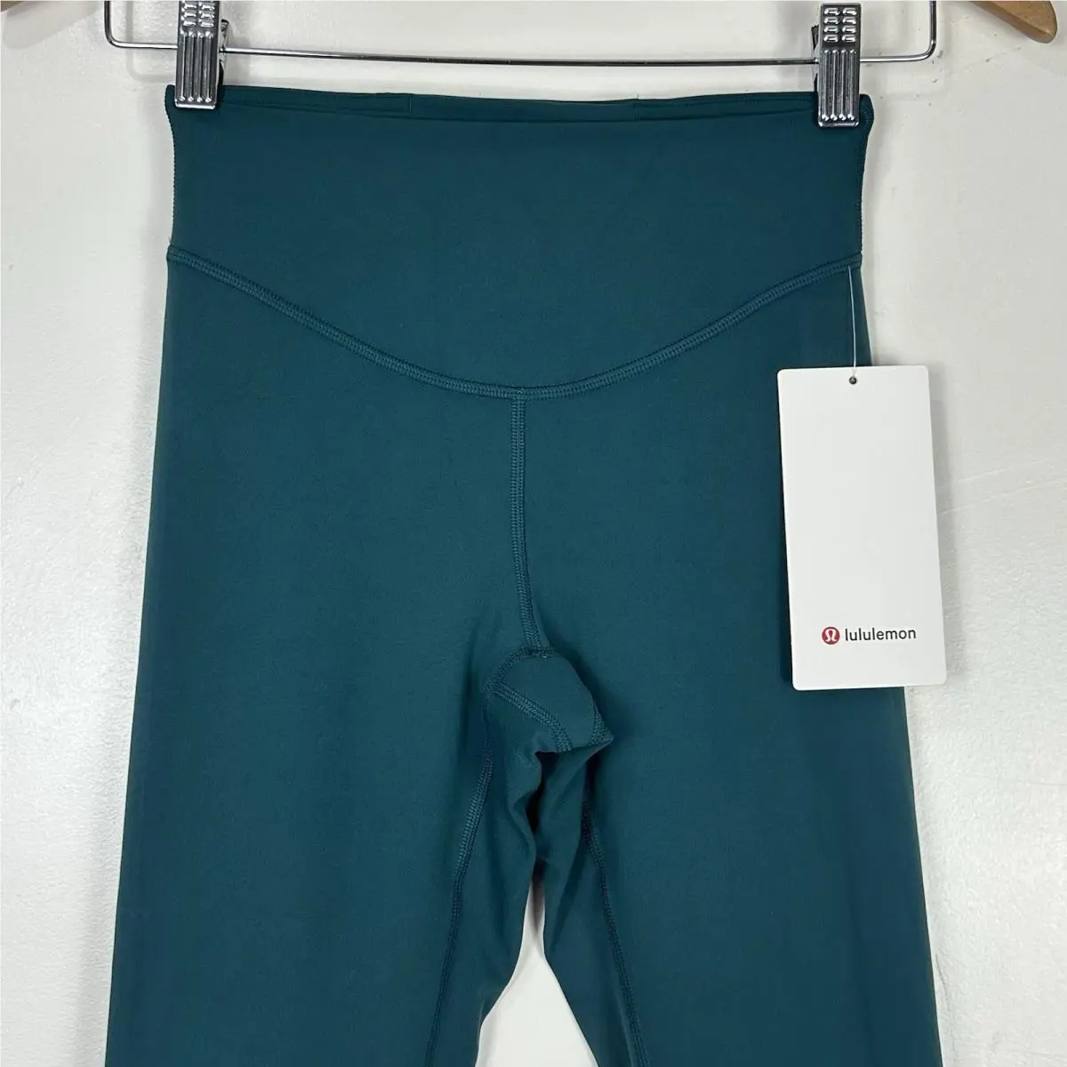 Lululemon clothing - WUNDER UNDER NULU 25