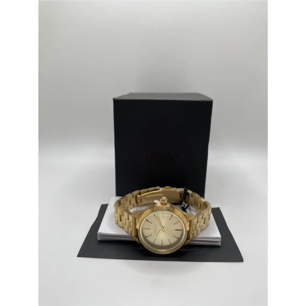 Nixon Optimist A1342 Womens All Light Gold Round Analog Display Wristwatch