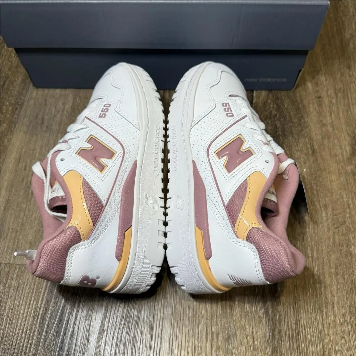 New Balance 550 Shoes White Rose Pink Peach Womens 5 Sneaker Casual BBW550EA