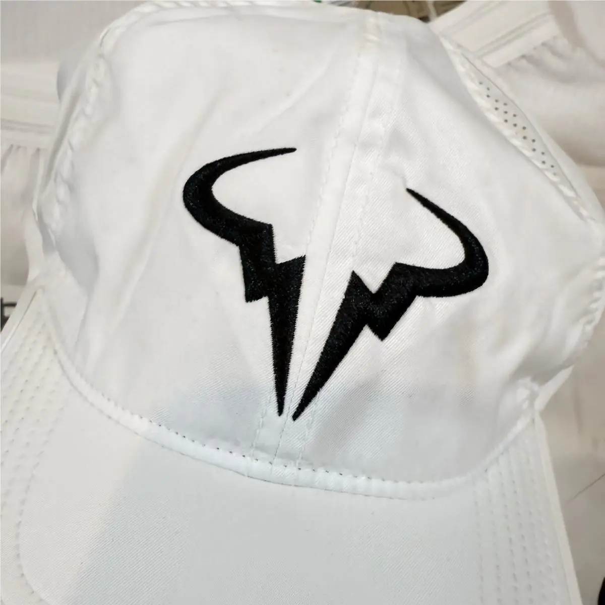 Nike clothing - DV2881-100 - DV2881-100 - White 18