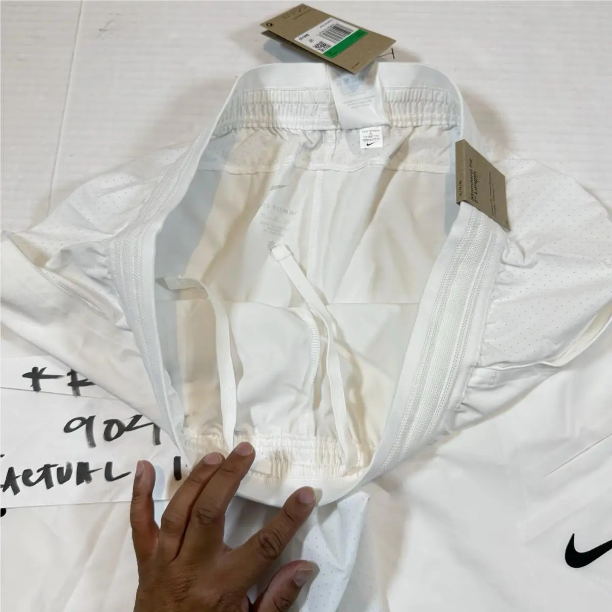 Nike clothing - DV2881-100 - DV2881-100 - White 6