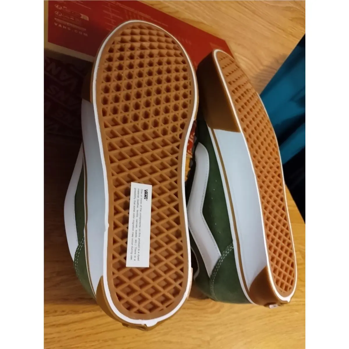 Vans shoes - VANS Knu Skool - Knu Skool - VN000CRPOLV - Green 9