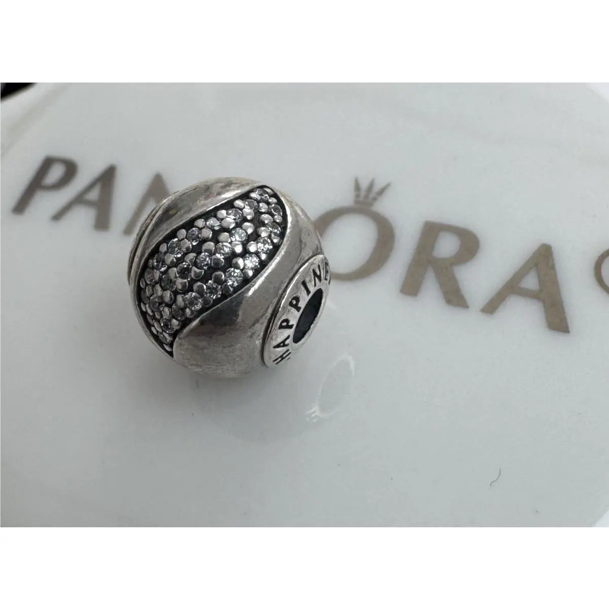 Pandora Essence Happiness Charm 796021CZ