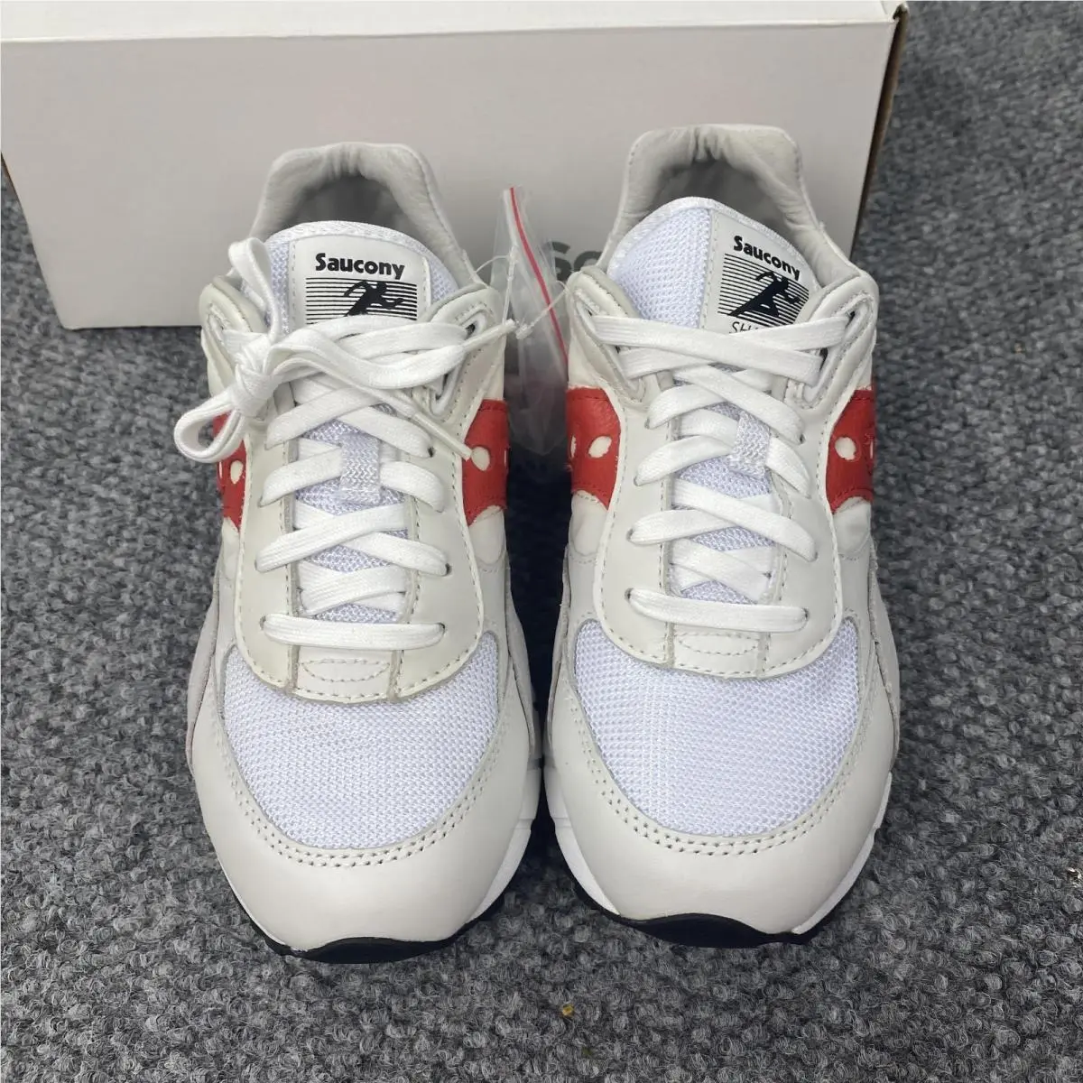 Saucony shoes - Saucony Shadow 6000 - Shadow - S70668-2 - White 0