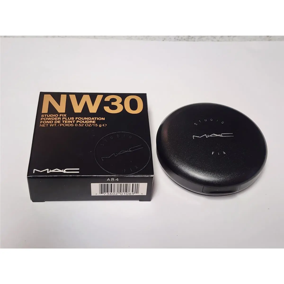 Mac NW30 Studio Fix Powder Plus Foundation Formula