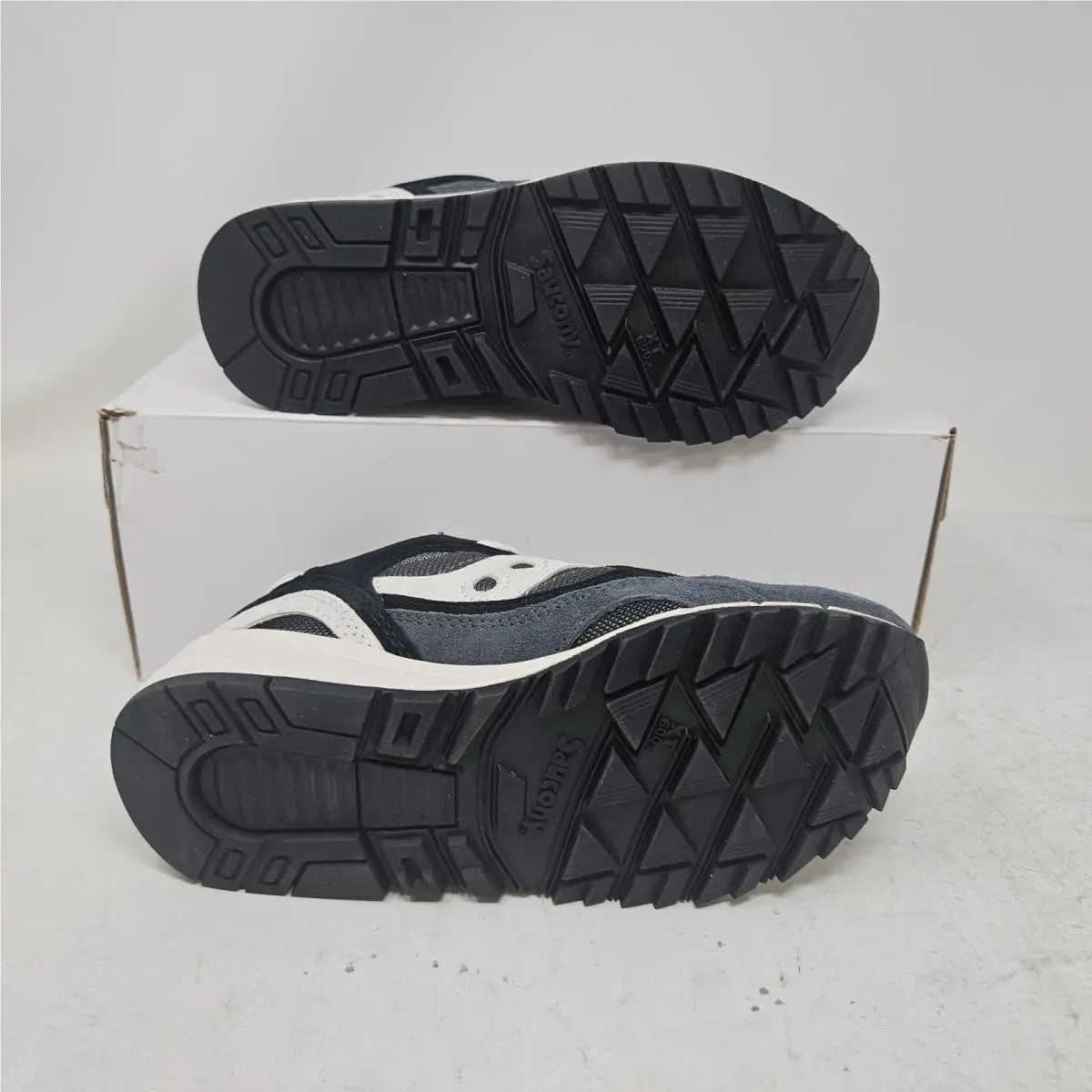 Saucony shoes - Saucony Shadow 6000 - Shadow - S70668-1 - Grey / Black (UPC: 195018436238) 1