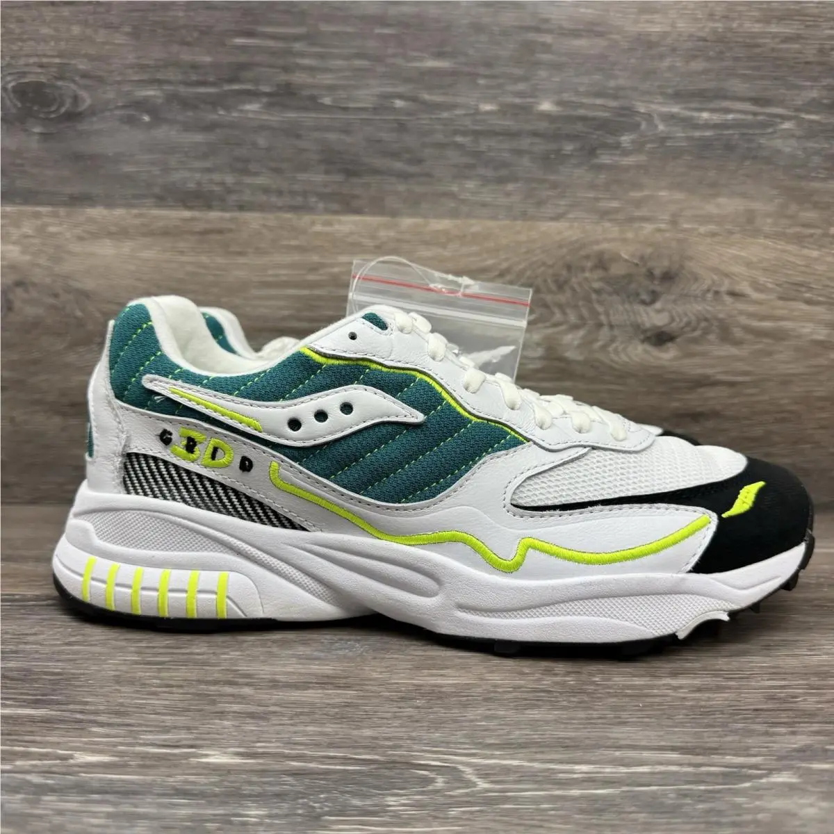 Saucony 3D Grid Hurricane Shoes Men Size 9 White Green Sneakers Lace up