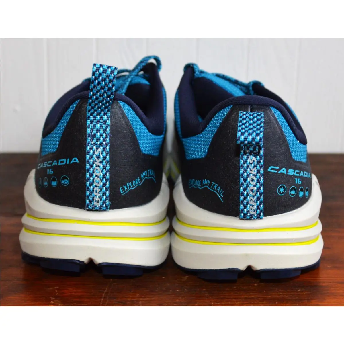 Brooks shoes - Brooks Cascadia 16 - Cascadia - Blue 4