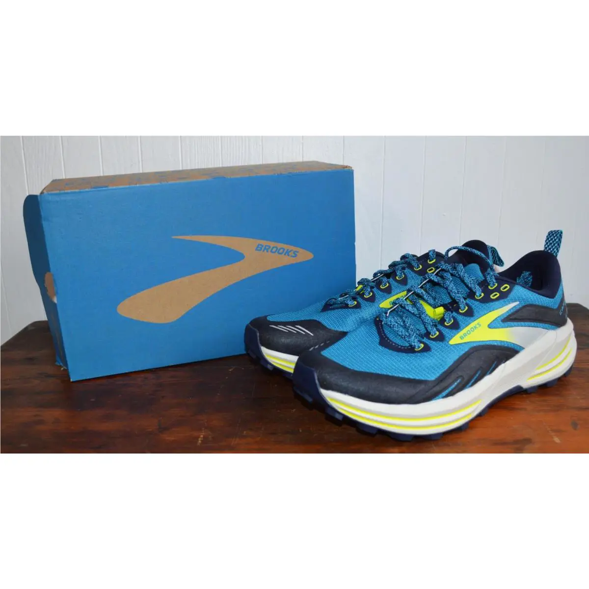Brooks shoes - Brooks Cascadia 16 - Cascadia - Blue 0